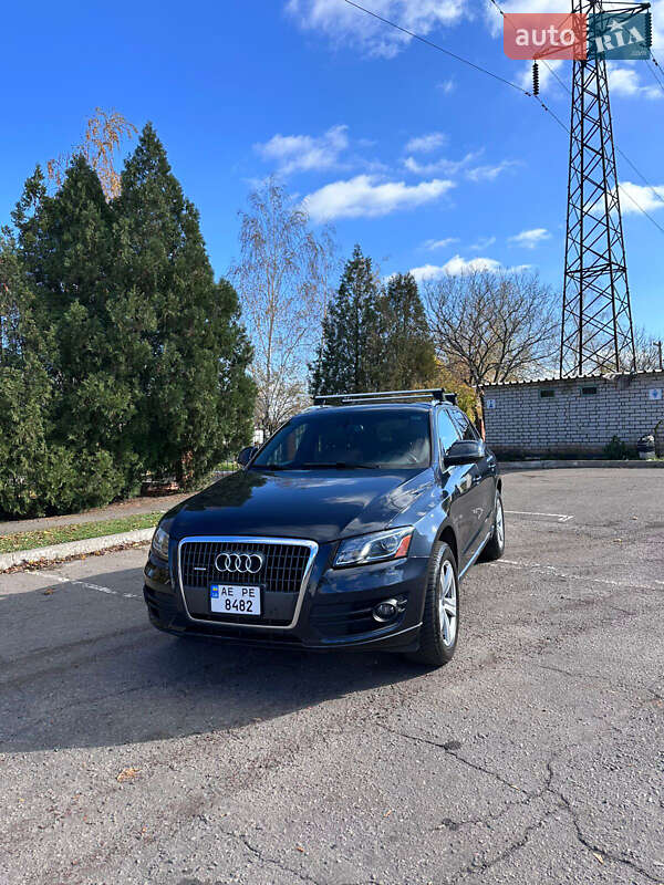 Внедорожник / Кроссовер Audi Q5 2011 в Кривом Роге