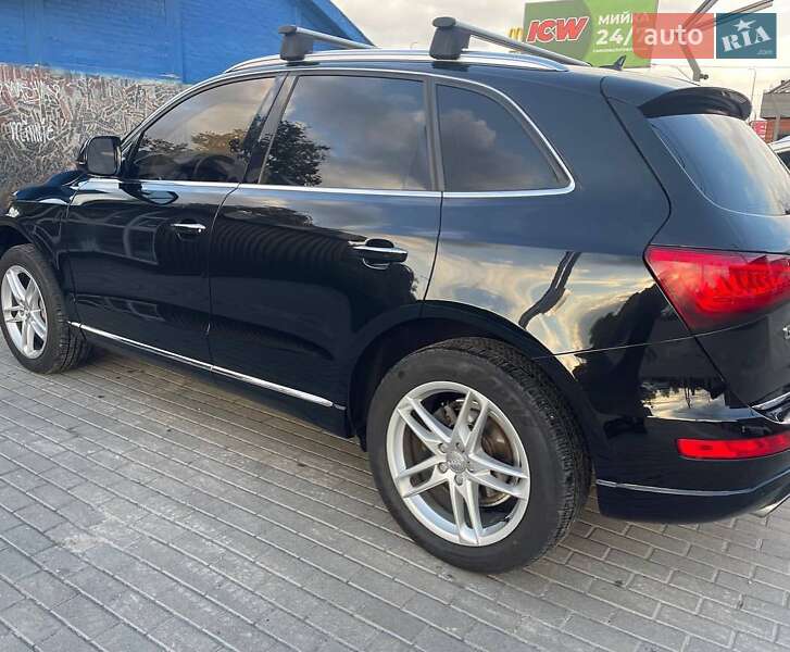 Позашляховик / Кросовер Audi Q5 2015 в Києві