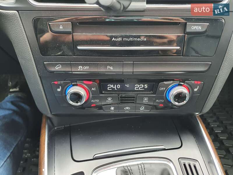 Внедорожник / Кроссовер Audi Q5 2014 в Петропавловской Борщаговке