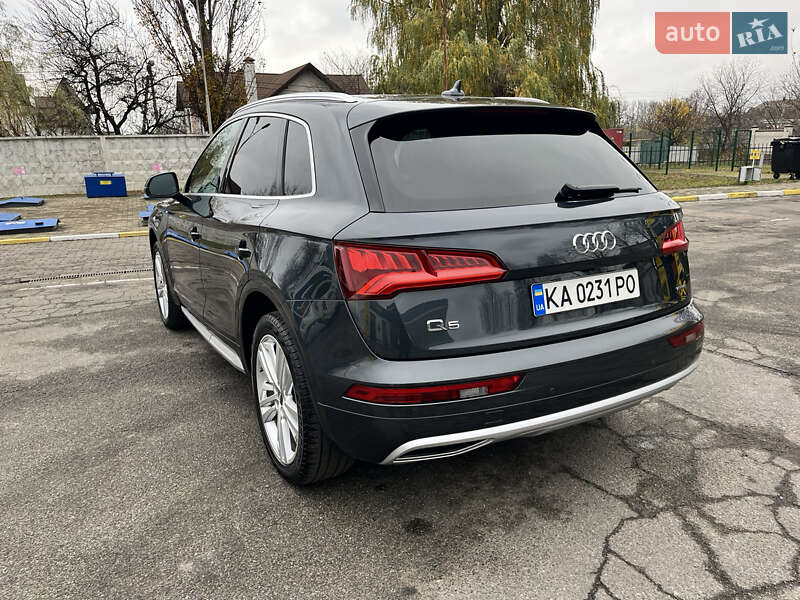 Внедорожник / Кроссовер Audi Q5 2019 в Василькове