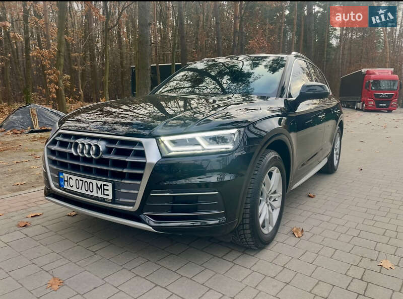 Позашляховик / Кросовер Audi Q5 2020 в Львові фото 18 Позашляховик / Кросовер Audi Q5 2020 в Львові