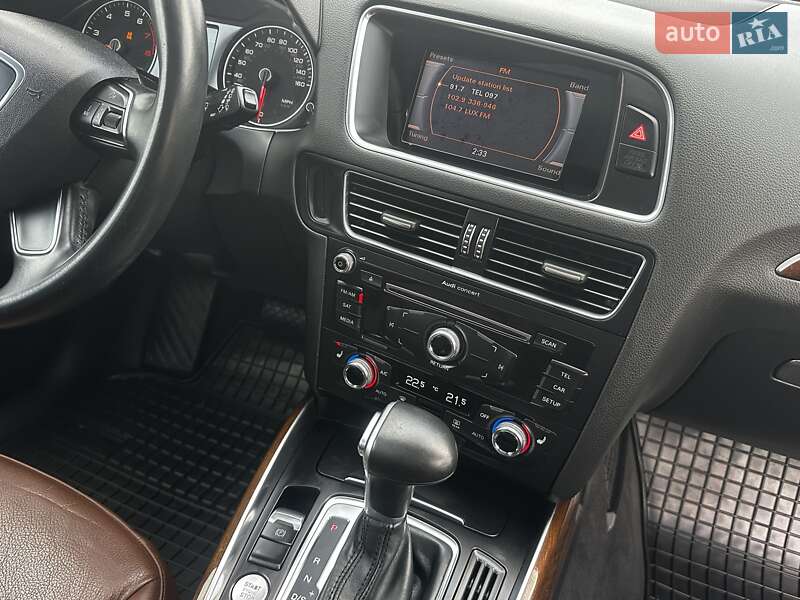 Позашляховик / Кросовер Audi Q5 2015 в Дрогобичі