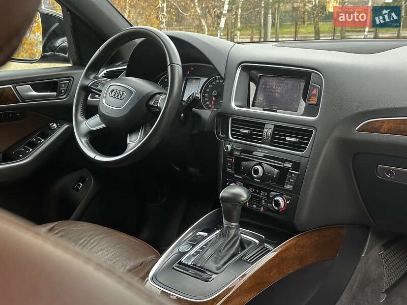 Позашляховик / Кросовер Audi Q5 2015 в Дрогобичі