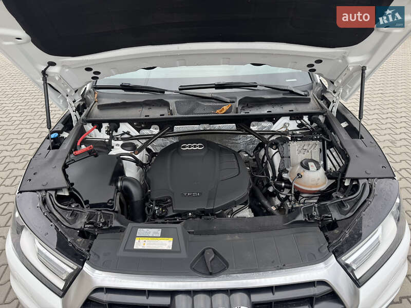 Позашляховик / Кросовер Audi Q5 2017 в Луцьку фото 34 Позашляховик / Кросовер Audi Q5 2017 в Луцьку