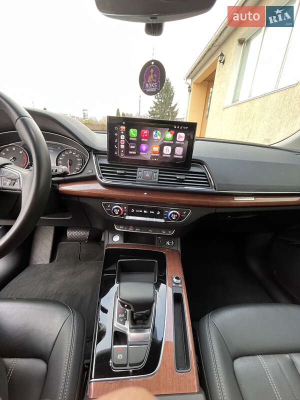 Позашляховик / Кросовер Audi Q5 2021 в Дунаївцях