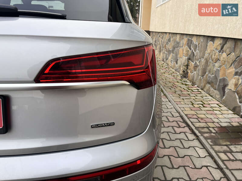 Позашляховик / Кросовер Audi Q5 2021 в Дунаївцях