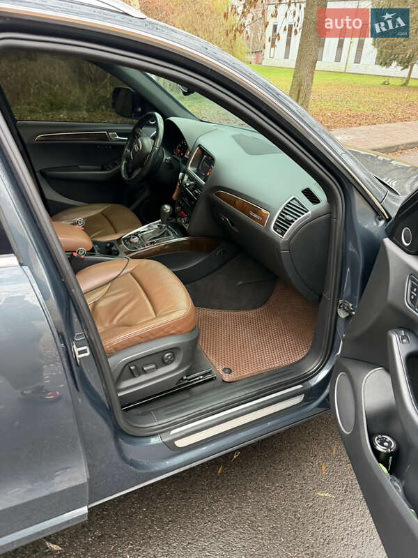 Внедорожник / Кроссовер Audi Q5 2010 в Луцке фото 38 Внедорожник / Кроссовер Audi Q5 2010 в Луцке