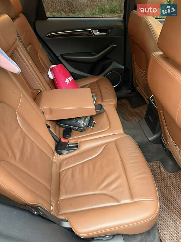 Внедорожник / Кроссовер Audi Q5 2010 в Луцке фото 43 Внедорожник / Кроссовер Audi Q5 2010 в Луцке