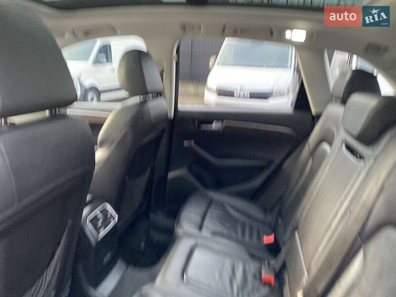 Внедорожник / Кроссовер Audi Q5 2014 в Мукачево