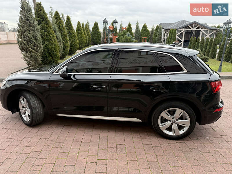 Внедорожник / Кроссовер Audi Q5 2019 в Стрые