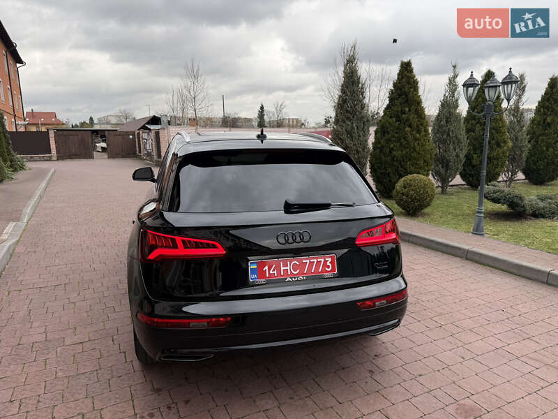 Внедорожник / Кроссовер Audi Q5 2019 в Стрые