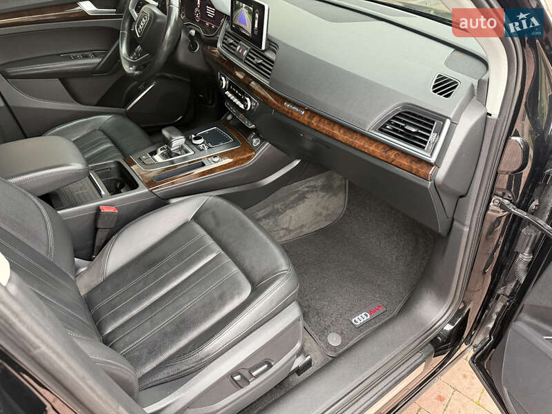 Внедорожник / Кроссовер Audi Q5 2019 в Стрые