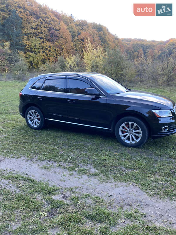 Внедорожник / Кроссовер Audi Q5 2012 в Золочеве