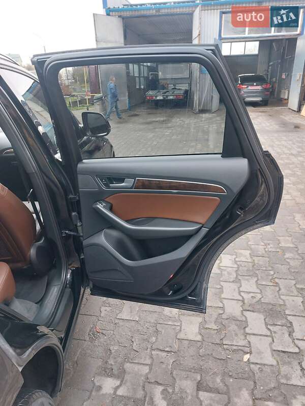 Внедорожник / Кроссовер Audi Q5 2013 в Луцке