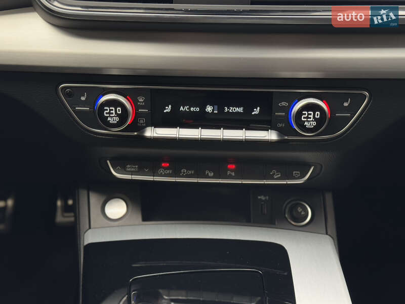 Внедорожник / Кроссовер Audi Q5 2021 в Бердичеве