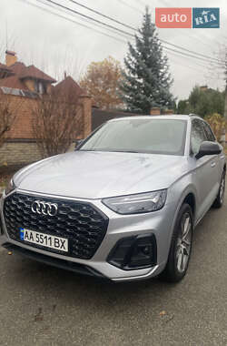 Позашляховик / Кросовер Audi Q5 2020 в Києві