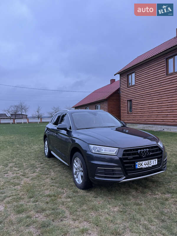 Позашляховик / Кросовер Audi Q5 2019 в Вараші фото 3 Позашляховик / Кросовер Audi Q5 2019 в Вараші