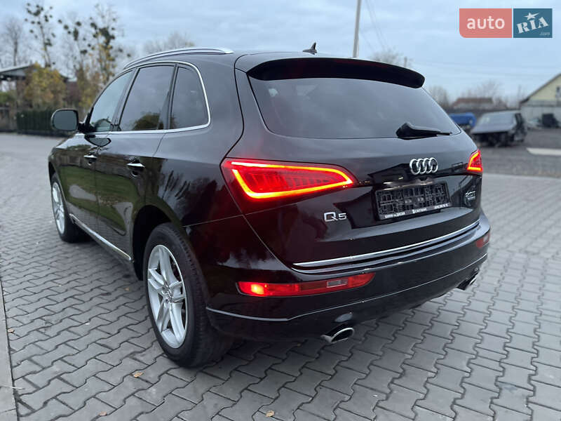 Позашляховик / Кросовер Audi Q5 2016 в Луцьку