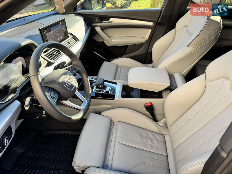 Внедорожник / Кроссовер Audi Q5 2024 в Стрые