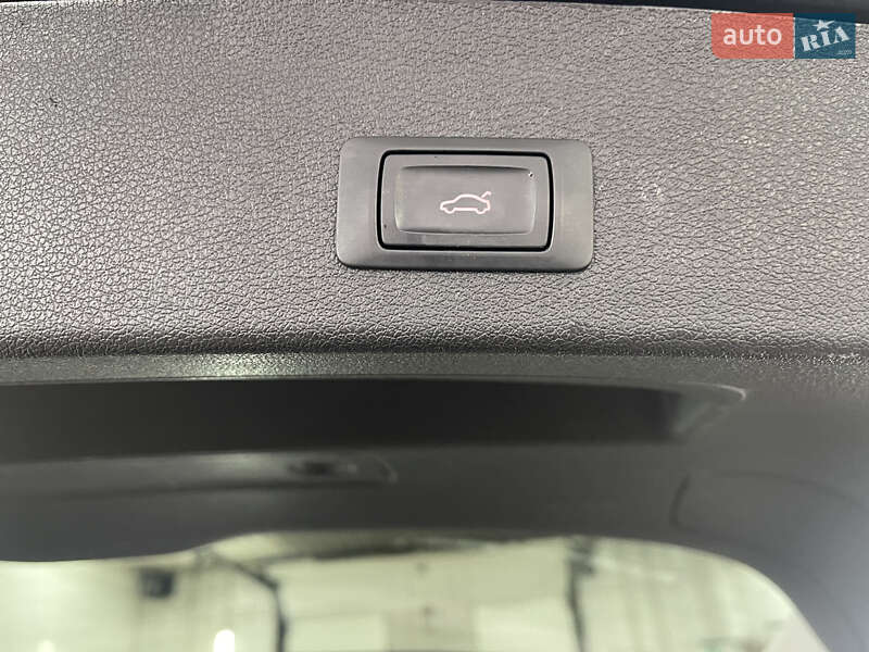 Позашляховик / Кросовер Audi Q5 2016 в Черкасах