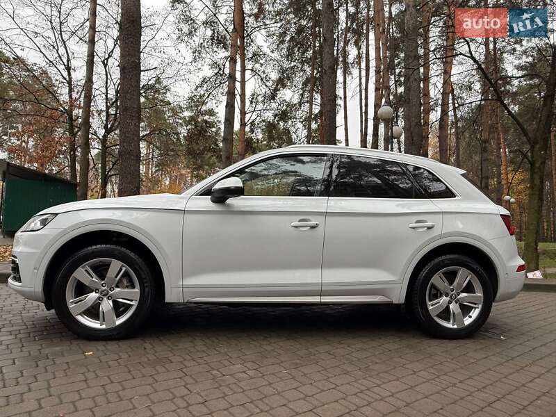Позашляховик / Кросовер Audi Q5 2019 в Броварах фото 6 Позашляховик / Кросовер Audi Q5 2019 в Броварах