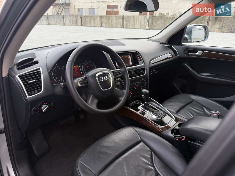 Внедорожник / Кроссовер Audi Q5 2010 в Тернополе фото 26 Внедорожник / Кроссовер Audi Q5 2010 в Тернополе