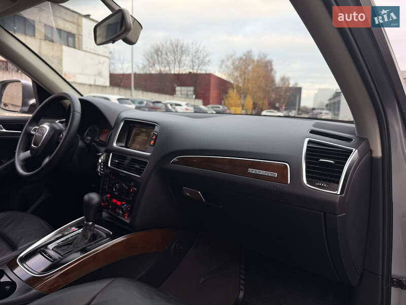 Внедорожник / Кроссовер Audi Q5 2010 в Тернополе фото 51 Внедорожник / Кроссовер Audi Q5 2010 в Тернополе