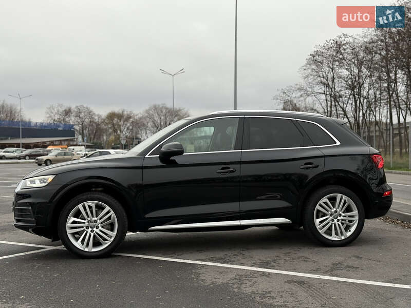 Позашляховик / Кросовер Audi Q5 2018 в Дніпрі