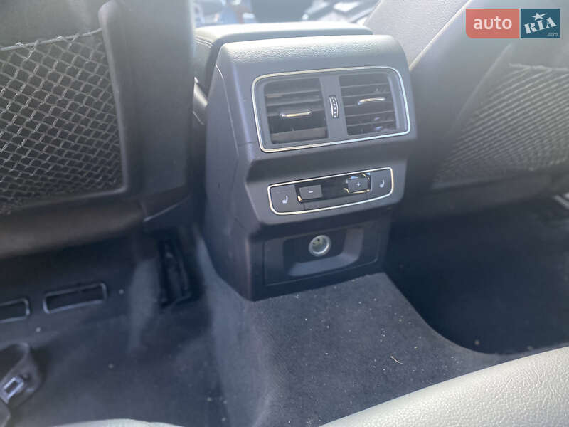 Позашляховик / Кросовер Audi Q5 2018 в Луцьку фото 28 Позашляховик / Кросовер Audi Q5 2018 в Луцьку
