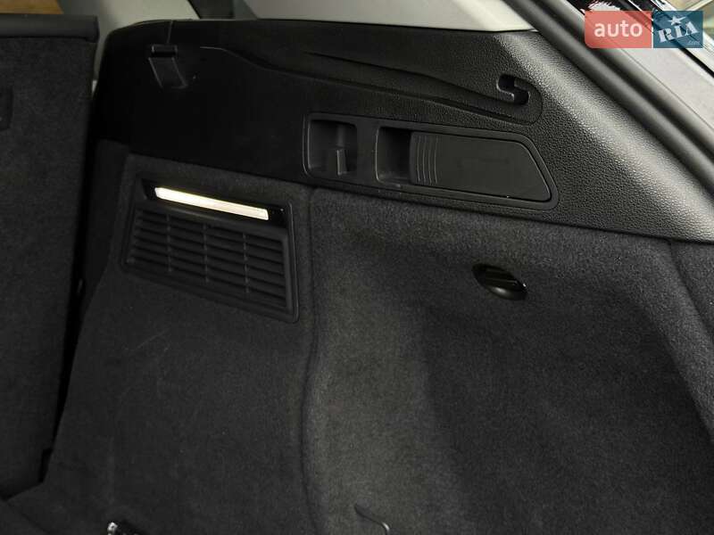 Позашляховик / Кросовер Audi Q5 2020 в Рівному