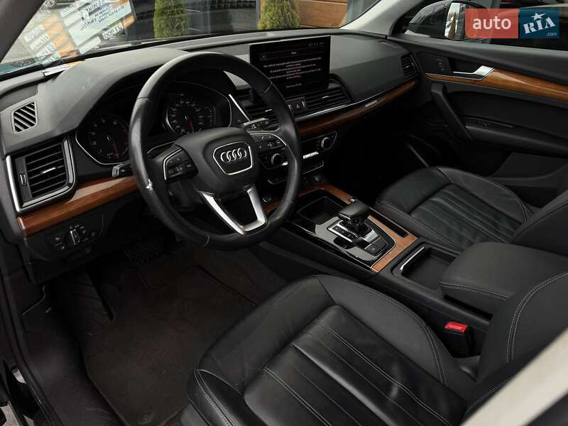 Позашляховик / Кросовер Audi Q5 2020 в Рівному