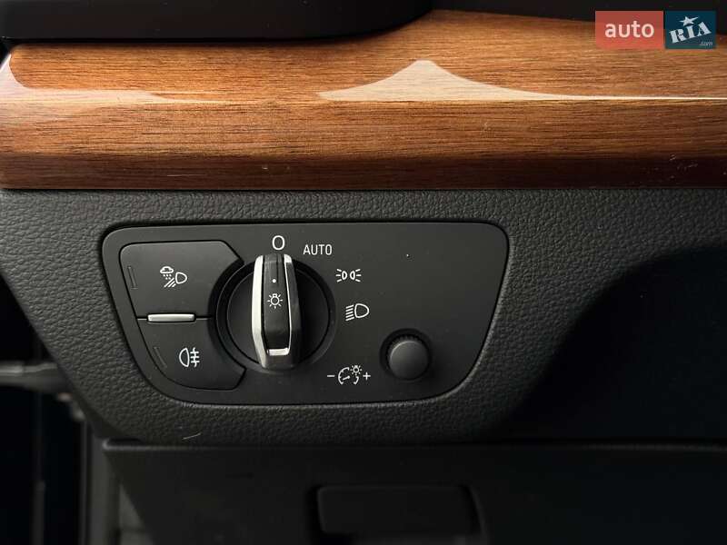 Позашляховик / Кросовер Audi Q5 2020 в Рівному