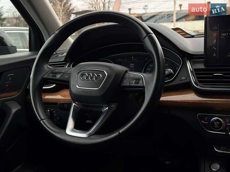 Позашляховик / Кросовер Audi Q5 2020 в Рівному