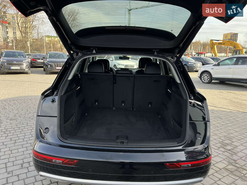 Внедорожник / Кроссовер Audi Q5 2017 в Львове фото 19 Внедорожник / Кроссовер Audi Q5 2017 в Львове