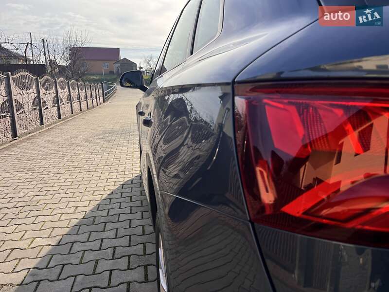 Позашляховик / Кросовер Audi Q5 2018 в Луцьку