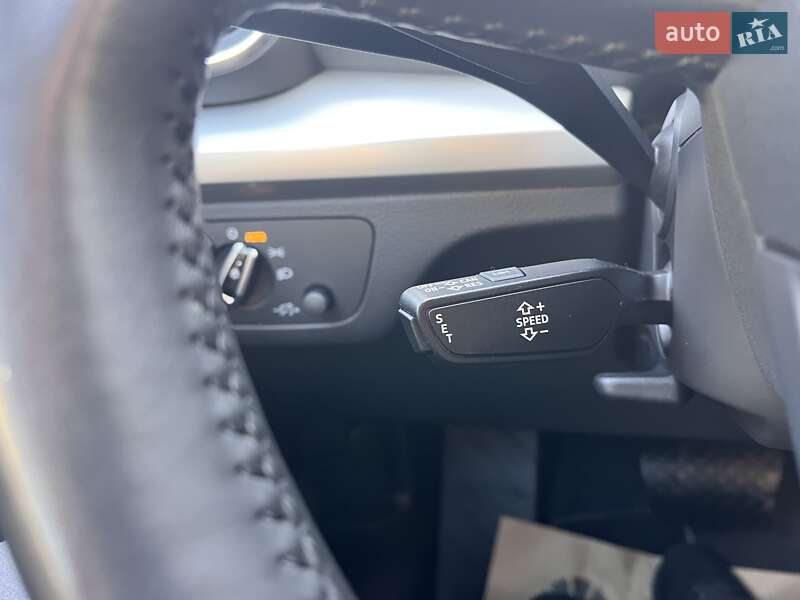 Позашляховик / Кросовер Audi Q5 2018 в Луцьку