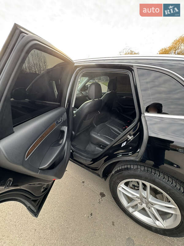 Позашляховик / Кросовер Audi Q5 2016 в Івано-Франківську