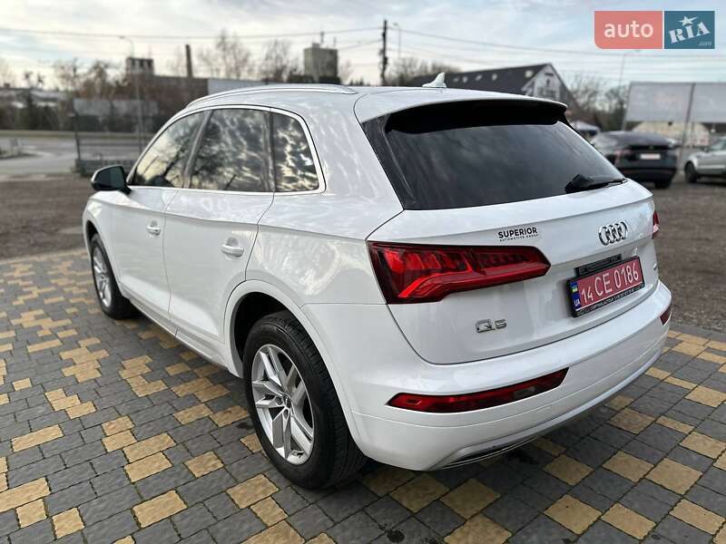 Позашляховик / Кросовер Audi Q5 2020 в Львові фото 8 Позашляховик / Кросовер Audi Q5 2020 в Львові