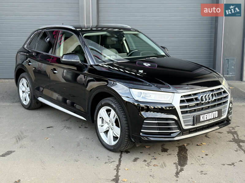 Позашляховик / Кросовер Audi Q5 2017 в Києві