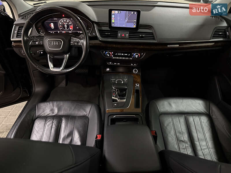 Позашляховик / Кросовер Audi Q5 2017 в Києві