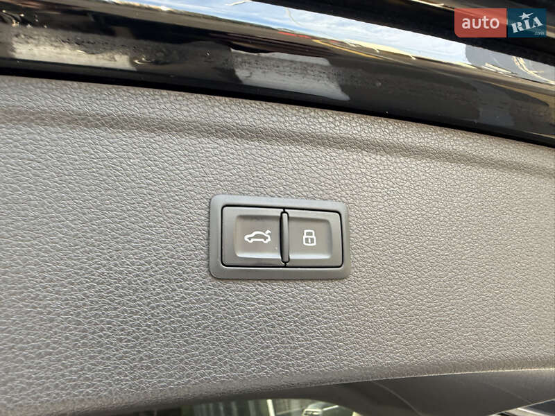 Позашляховик / Кросовер Audi Q5 2017 в Києві