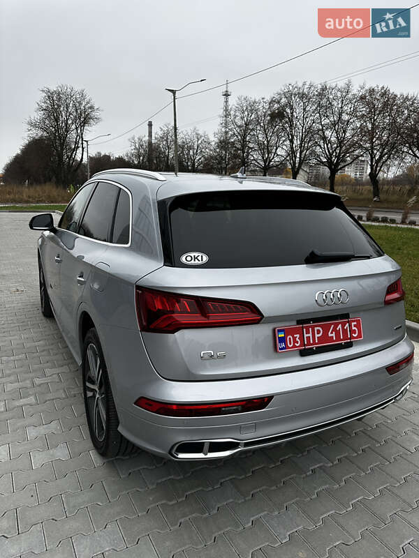 Внедорожник / Кроссовер Audi Q5 2020 в Ровно фото 9 Внедорожник / Кроссовер Audi Q5 2020 в Ровно