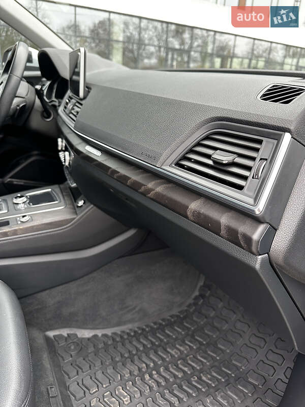 Внедорожник / Кроссовер Audi Q5 2020 в Ровно фото 15 Внедорожник / Кроссовер Audi Q5 2020 в Ровно