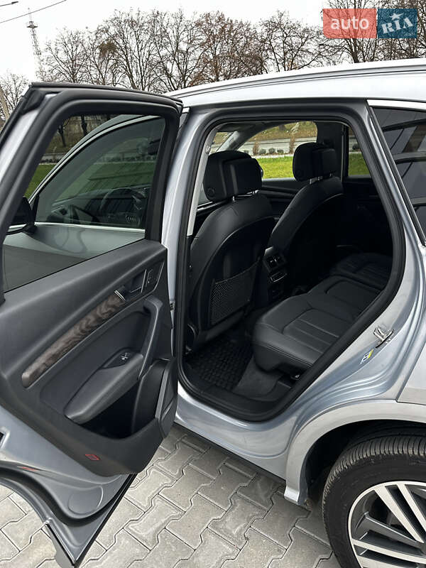 Внедорожник / Кроссовер Audi Q5 2020 в Ровно фото 20 Внедорожник / Кроссовер Audi Q5 2020 в Ровно
