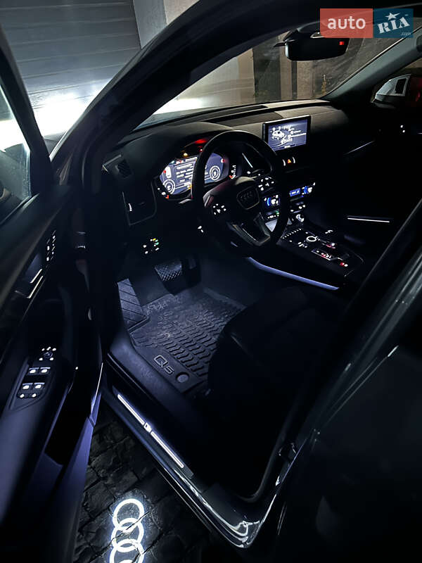 Внедорожник / Кроссовер Audi Q5 2020 в Ровно фото 33 Внедорожник / Кроссовер Audi Q5 2020 в Ровно
