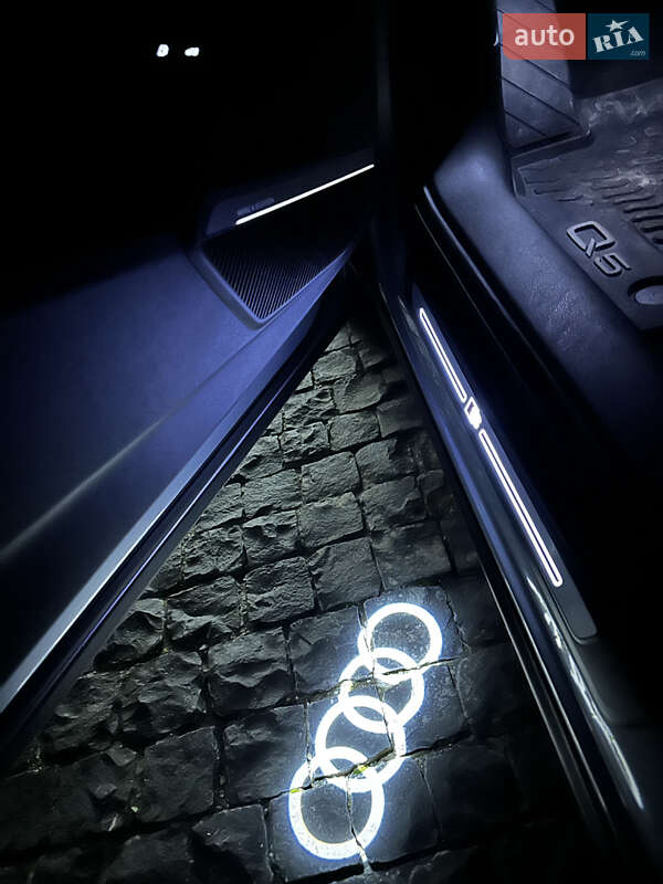 Внедорожник / Кроссовер Audi Q5 2020 в Ровно фото 32 Внедорожник / Кроссовер Audi Q5 2020 в Ровно