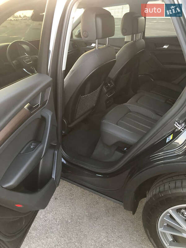 Внедорожник / Кроссовер Audi Q5 2021 в Львове фото 29 Внедорожник / Кроссовер Audi Q5 2021 в Львове