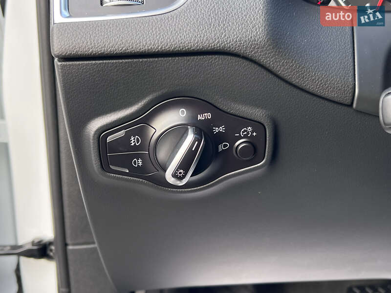 Позашляховик / Кросовер Audi Q5 2015 в Нововолинську фото 19 Позашляховик / Кросовер Audi Q5 2015 в Нововолинську