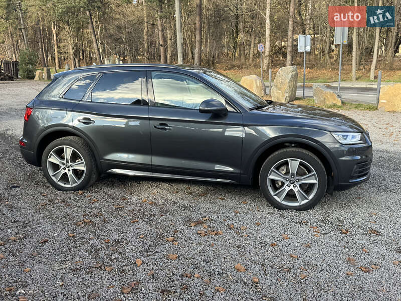 Позашляховик / Кросовер Audi Q5 2018 в Львові фото 30 Позашляховик / Кросовер Audi Q5 2018 в Львові