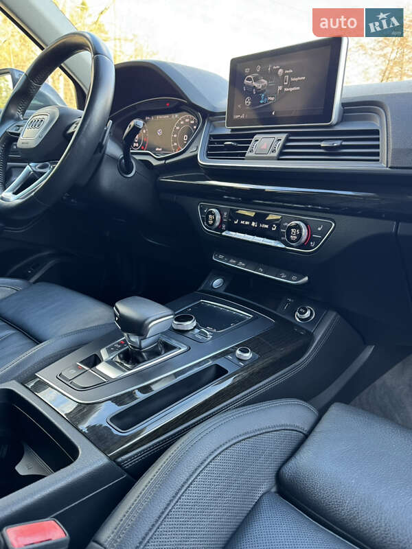 Позашляховик / Кросовер Audi Q5 2018 в Львові фото 46 Позашляховик / Кросовер Audi Q5 2018 в Львові